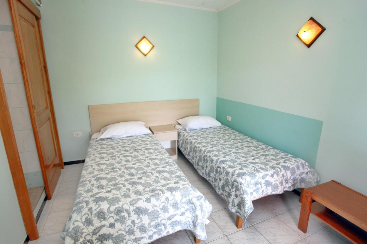 Dino Studio And Room Apartments Portorož Exteriér fotografie